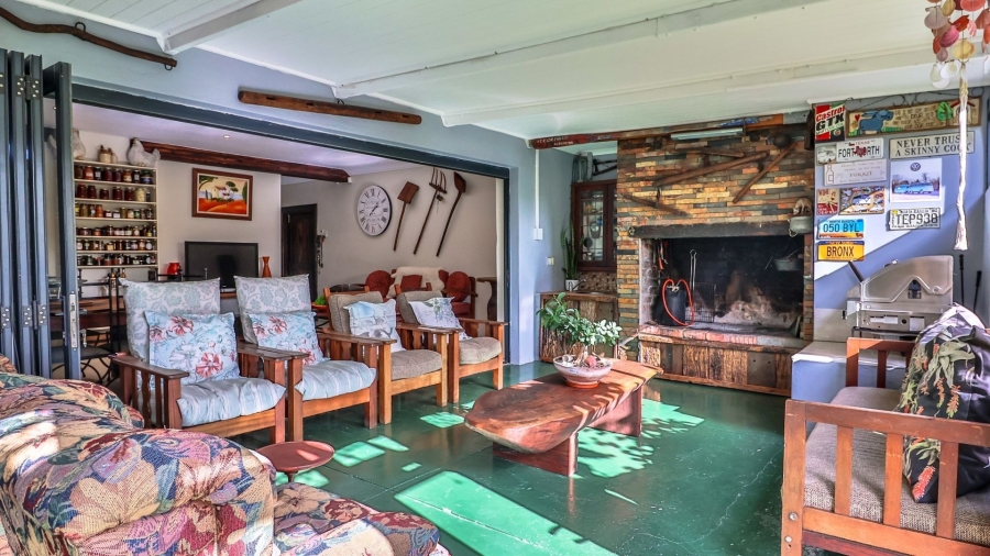 6 Bedroom Property for Sale in Franskraal Western Cape